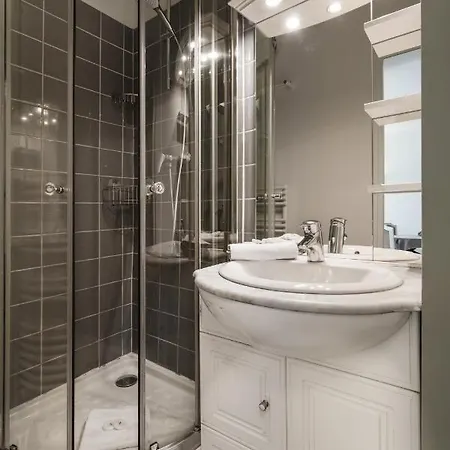 Apartment Central & Functional Apartment At Chatelet Paris